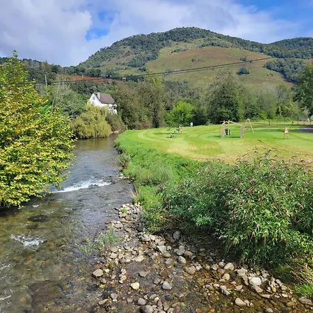 Maison de campagne Hébergement de vacances *