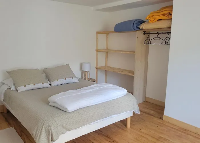 Maison De Campagne 度假居 Issor